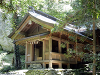 沖ノ島 沖津宮神殿